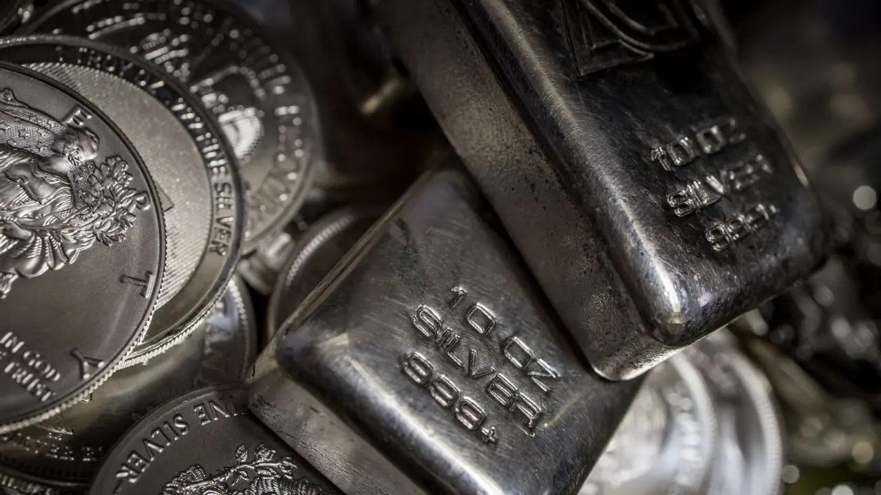 First Majestic Silver Stock Jumps On Record Free Cash Flow, Q4 Revenue Beat– But Retail Wants More