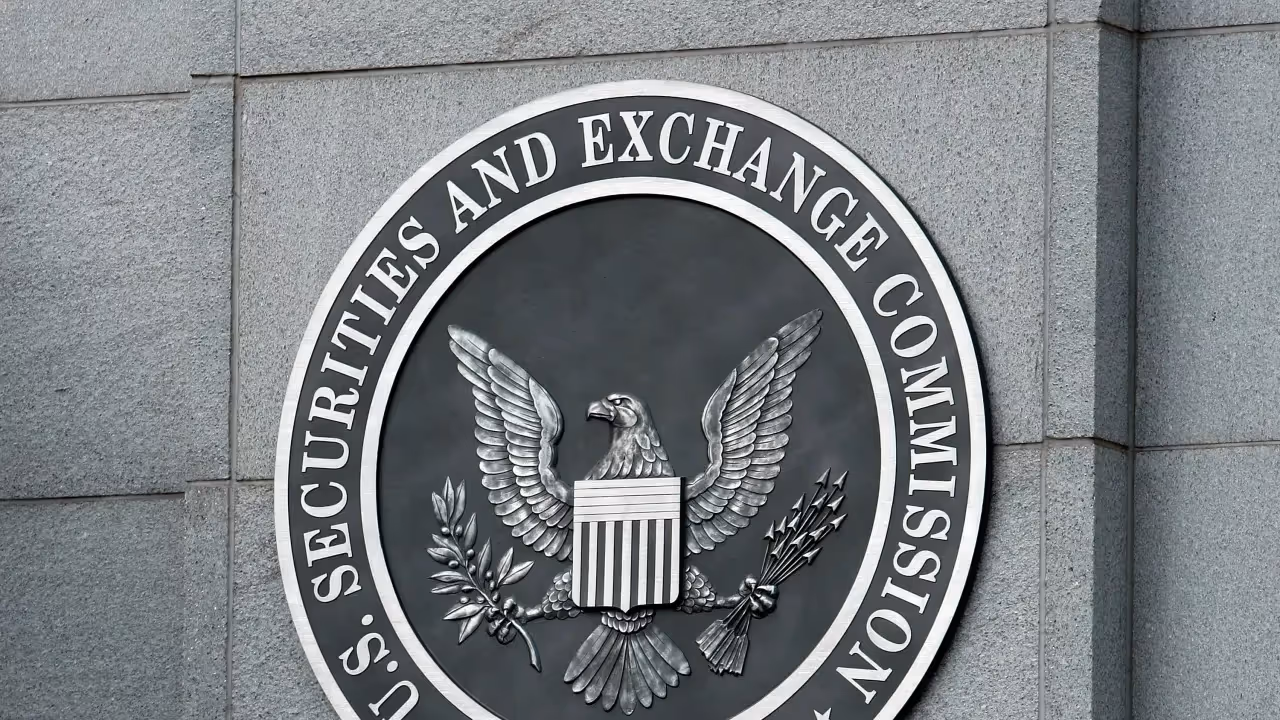 https://stocktwits.com/news articles/markets/equity/wall street is pushing back on sec push for tokenized stocks/chDD9dqR3Bx