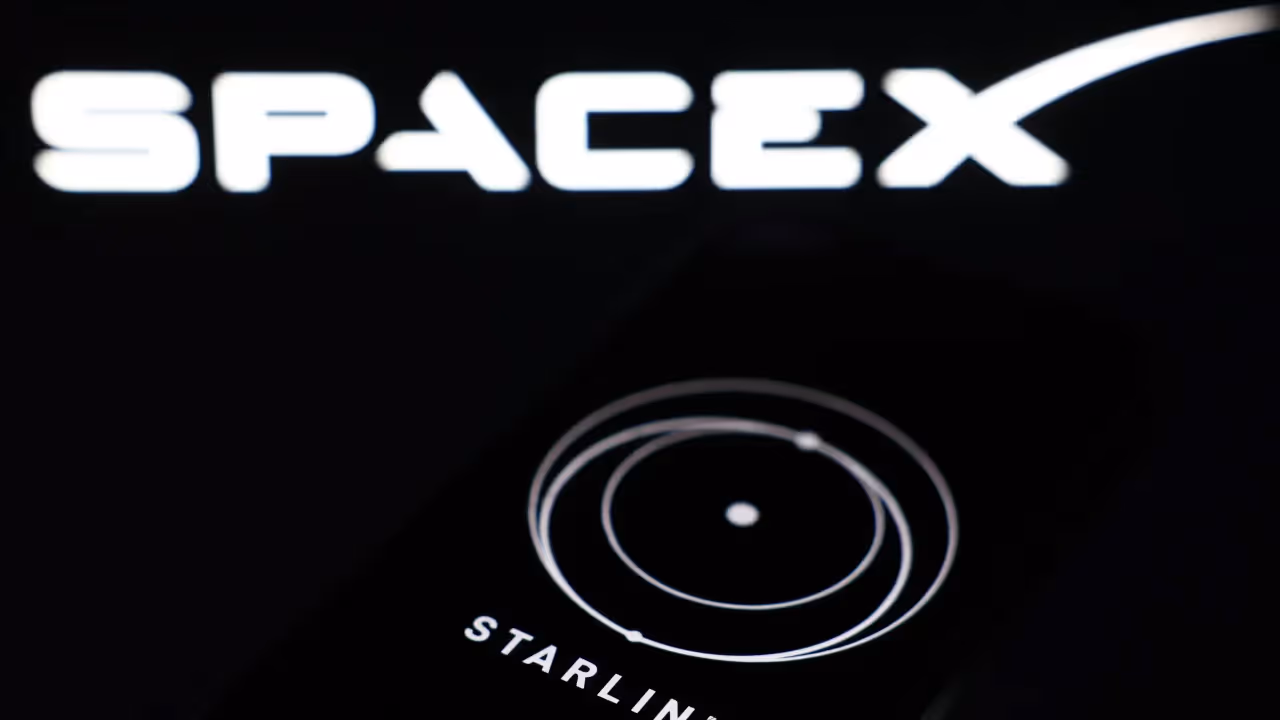 https://stocktwits.com/news articles/markets/equity/republic to reportedly allow investors to bet on spacex with digital tokens/chmJNAzRREm