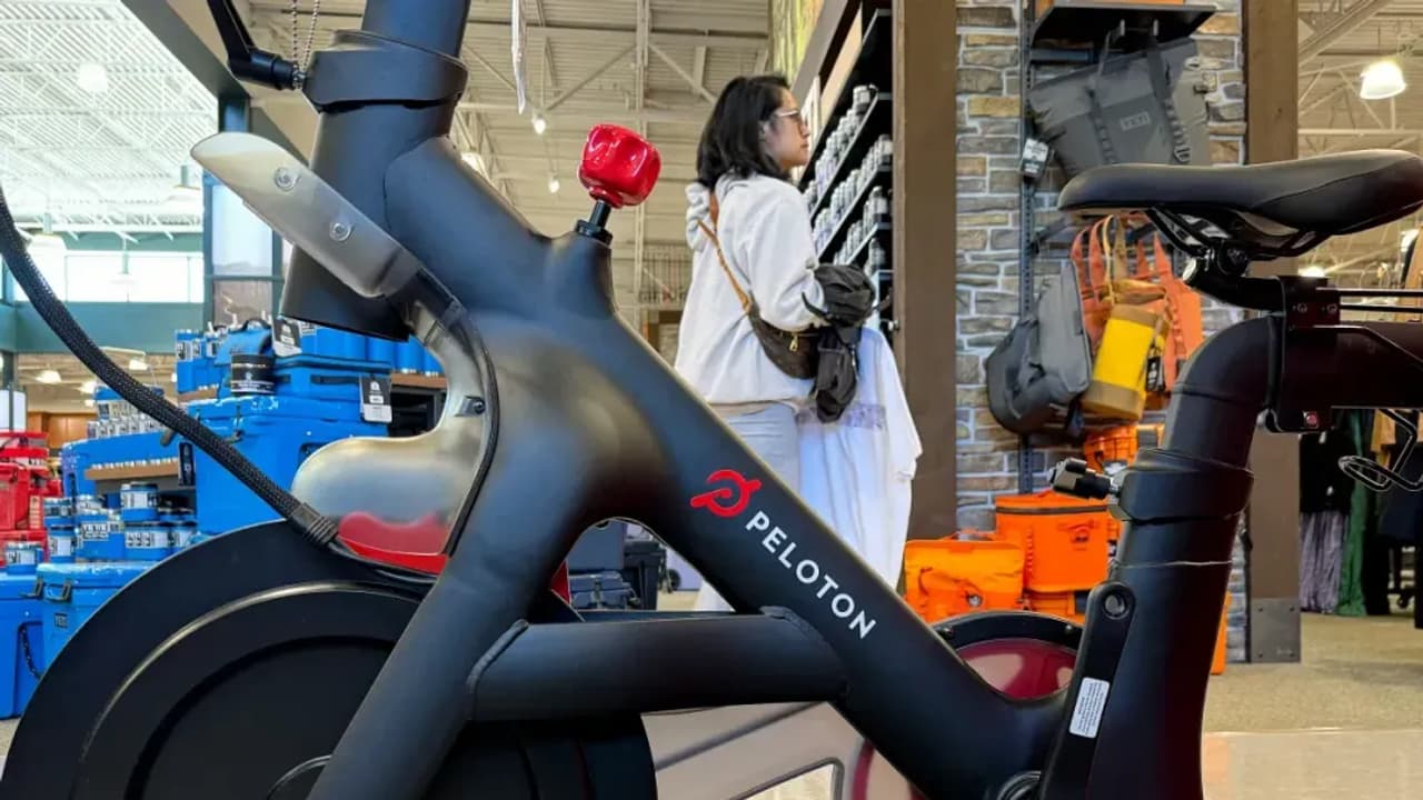 https://stocktwits.com/news articles/markets/equity/peloton ceo peter stern says no plans to sell the company turnaround underway retail not impressed/chkzk7CRbxY https://stocktwits.com/news articles/markets/equity/peloton ceo peter stern says no plans to sell the company turnaround underway retail not impressed/chkzk7CRbxY