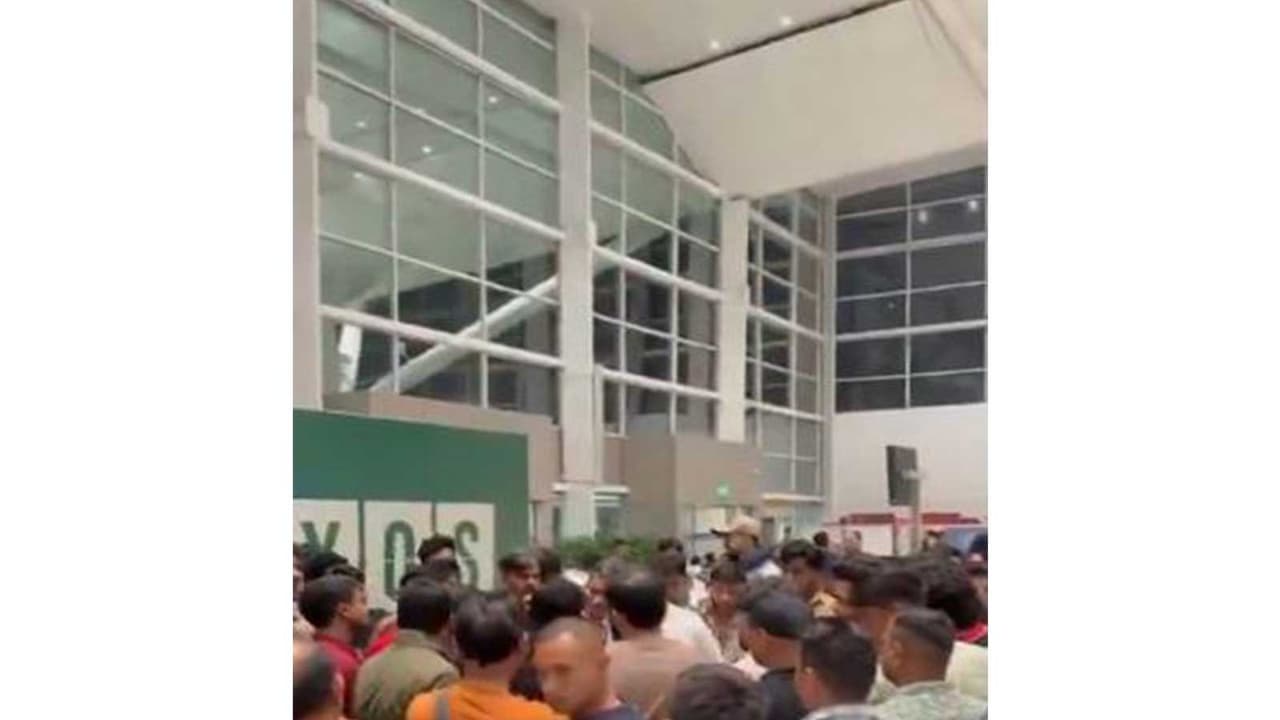 Visuals from Delhi Airport as passengers crowd the terminal amid delays and operational disruptions of flights (Photo/X @Delhiairport) Visuals from Delhi Airport as passengers crowd the terminal amid delays and operational disruptions of flights (Photo/X @Delhiairport)