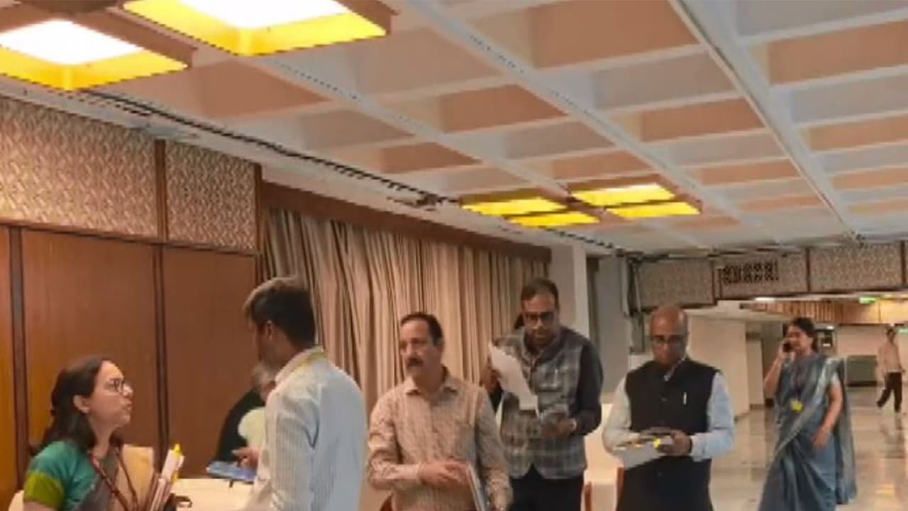 Visual from Health and Family Welfare Standing Committee meeting (Photo/ANI) Visual from Health and Family Welfare Standing Committee meeting (Photo/ANI)