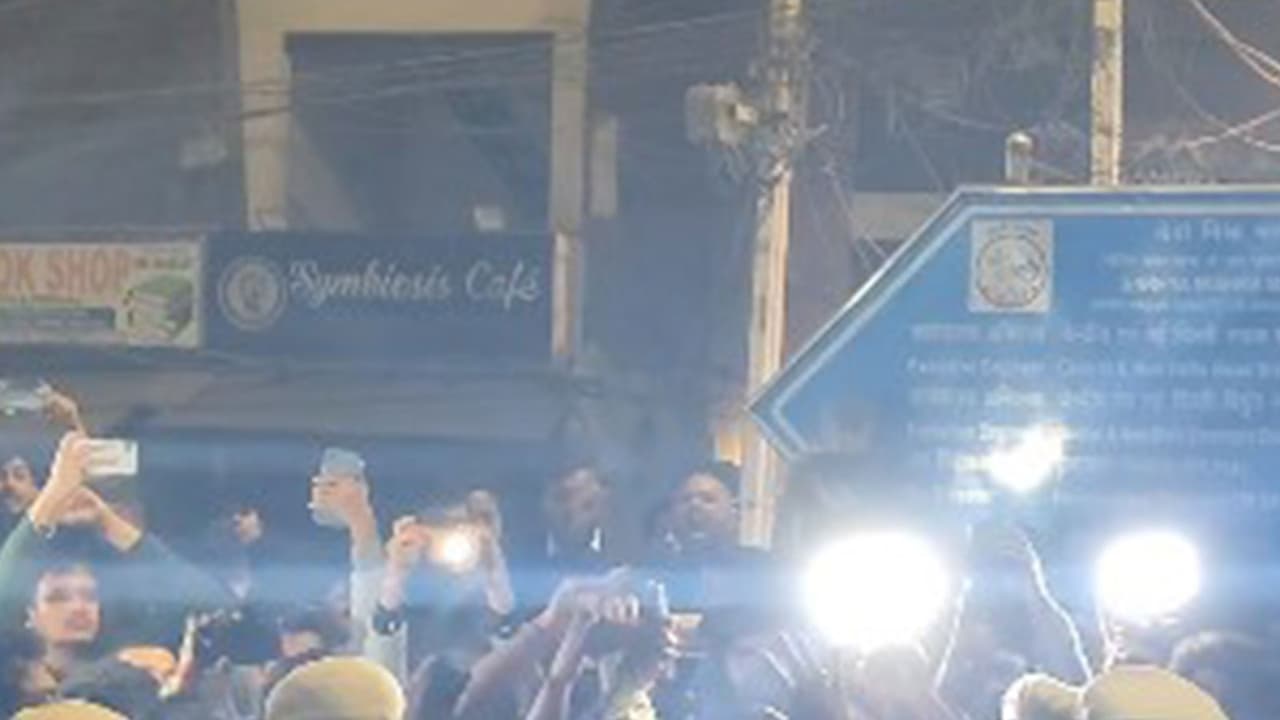 Visual from the chaos at the protest in Delhi University (Photo/ Instagram @aisa_du) Visual from the chaos at the protest in Delhi University (Photo/ Instagram @aisa_du)