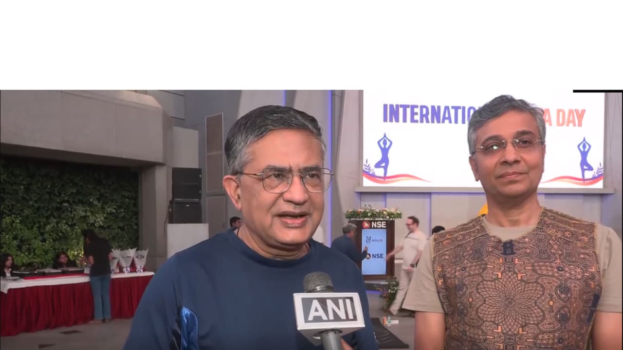 National Stock Exchange (NSE) MD and CEO Ashish Kumar Chauhan and Kamlesh Shroff, National President of the Association of NSE Members of India (ANMI) (Photo/ANI) National Stock Exchange (NSE) MD and CEO Ashish Kumar Chauhan and Kamlesh Shroff, National President of the Association of NSE Members of India (ANMI) (Photo/ANI)