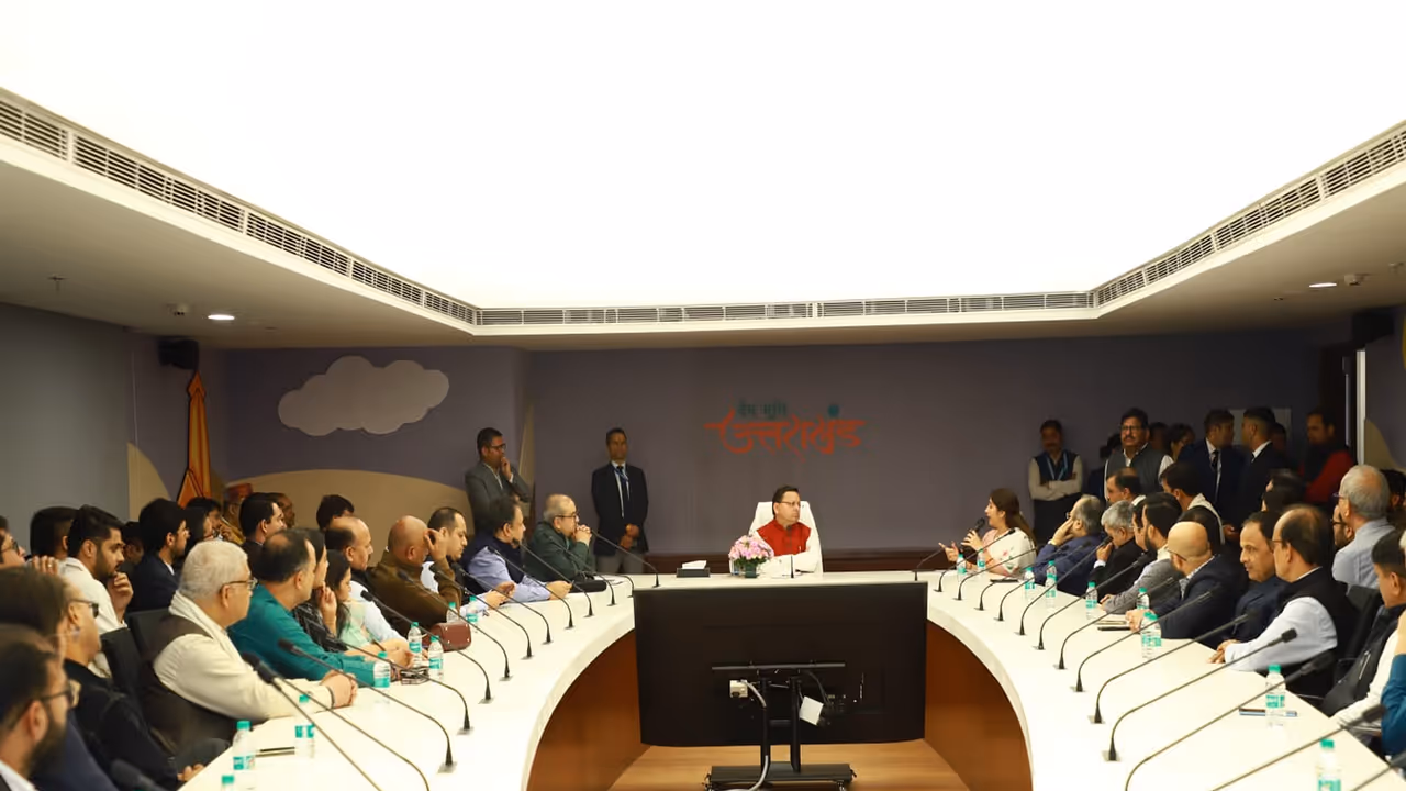 CM Dhami engaged with expatriate Uttarakhandi advocates at Uttarakhand Sadan in New Delhi (Photo/Uttarakhand CMO) CM Dhami engaged with expatriate Uttarakhandi advocates at Uttarakhand Sadan in New Delhi (Photo/Uttarakhand CMO)