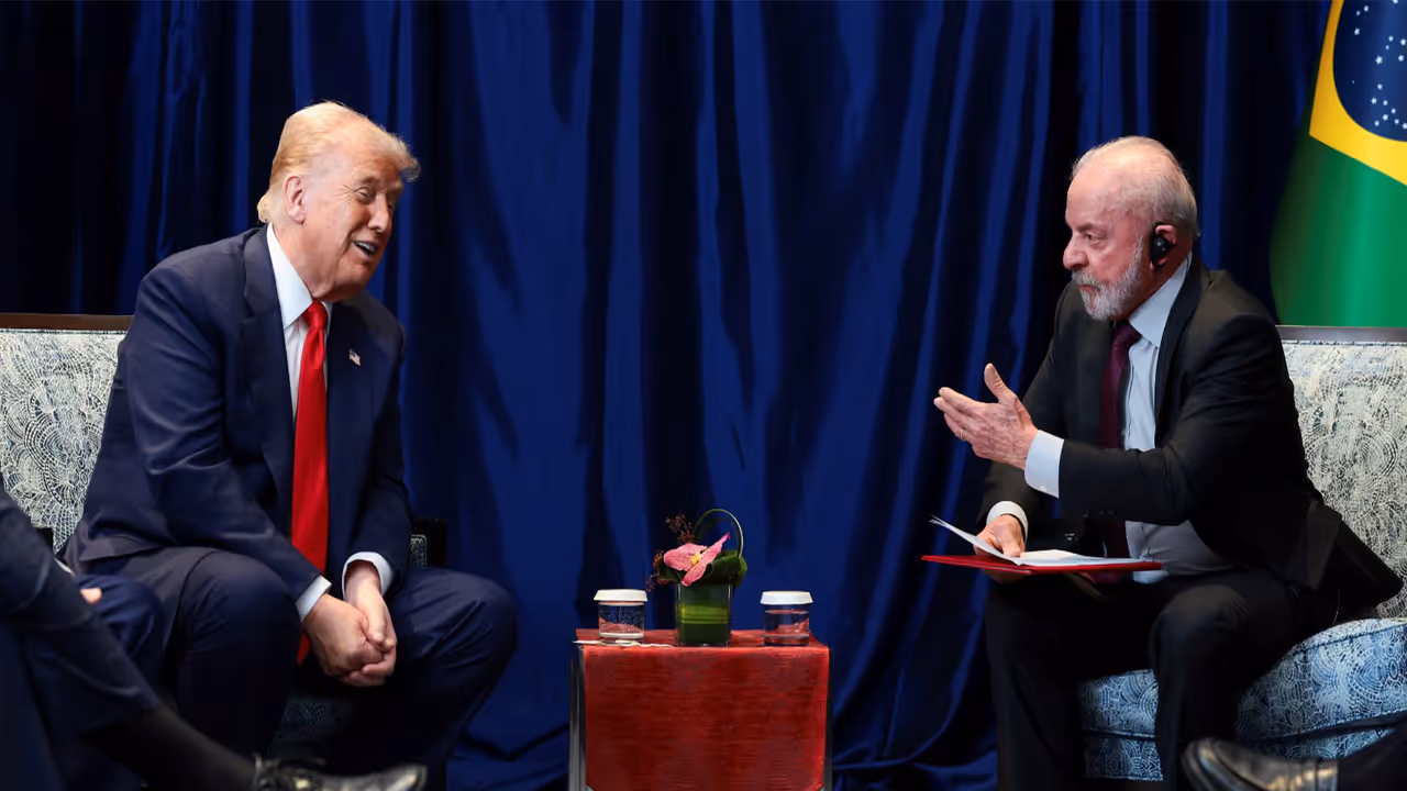 U.S. President Donald Trump and Brazilian President Luiz Inacio Lula da Silva talk as they meet on the sidelines of the 47th Association of Southeast Asian Nations (ASEAN) summit in Kuala Lumpur, Malaysia, October 26, 2025. (Photo: REUTERS/Evelyn Hockstein) U.S. President Donald Trump and Brazilian President Luiz Inacio Lula da Silva talk as they meet on the sidelines of the 47th Association of Southeast Asian Nations (ASEAN) summit in Kuala Lumpur, Malaysia, October 26, 2025. (Photo: REUTERS/Evelyn Hockstein)