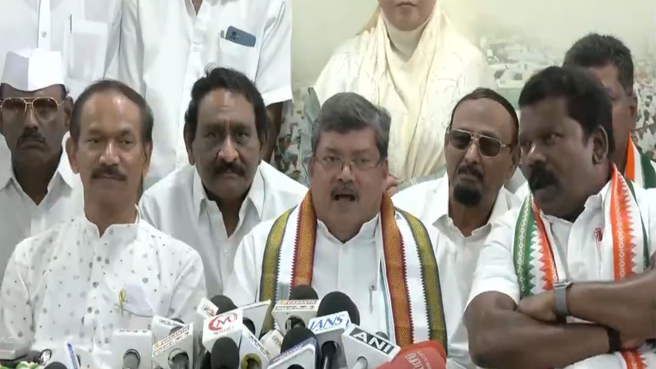 Congress General Secretary Mukul Wasnik (Photo/ANI) Congress General Secretary Mukul Wasnik (Photo/ANI)