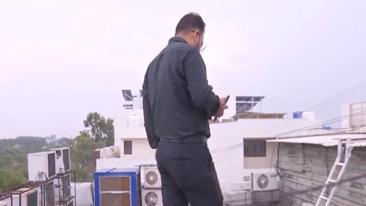 Authorities inspecting coaching institute building (Photo/ANI) Authorities inspecting coaching institute building (Photo/ANI)