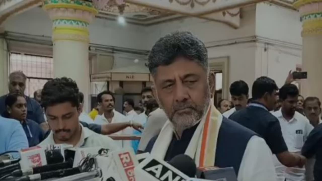 Karnataka CM Shivakumar addressing mediapersons in (File Photo/ANI) Karnataka CM Shivakumar addressing mediapersons in (File Photo/ANI)