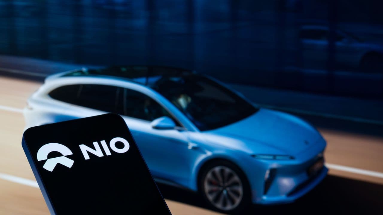 https://stocktwits.com/news articles/markets/equity/nio q2 print back to back monthly delivery declines/cZsoOr5RJt8 https://stocktwits.com/news articles/markets/equity/nio q2 print back to back monthly delivery declines/cZsoOr5RJt8