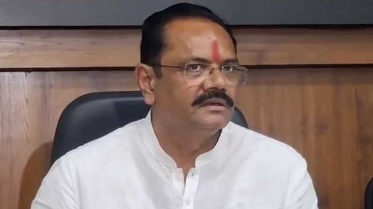 Gujarat's Agriculture Minister Jitubhai Vaghani (File Photo/ANI) Gujarat's Agriculture Minister Jitubhai Vaghani (File Photo/ANI)