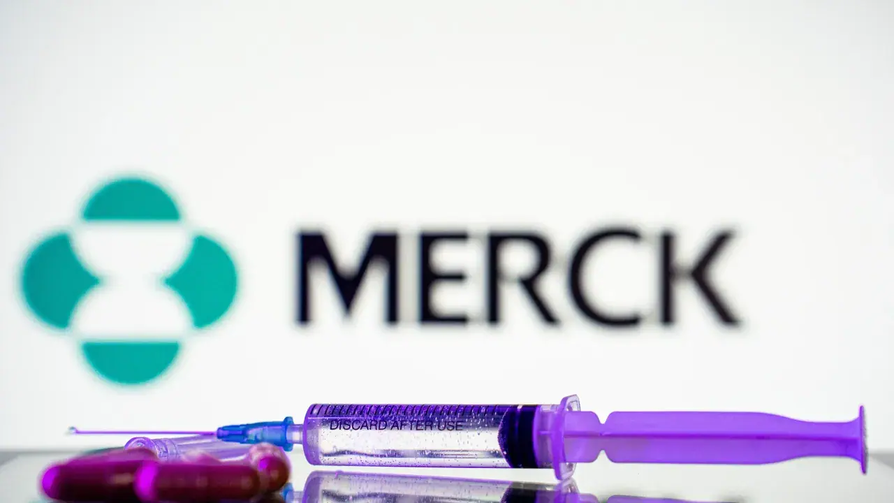 https://stocktwits.com/news articles/markets/equity/merck s cancer vaccine trial results surpassed expectations so why did rbc downgrade mrk stock/cZYIq1ARJZ3 https://stocktwits.com/news articles/markets/equity/merck s cancer vaccine trial results surpassed expectations so why did rbc downgrade mrk stock/cZYIq1ARJZ3
