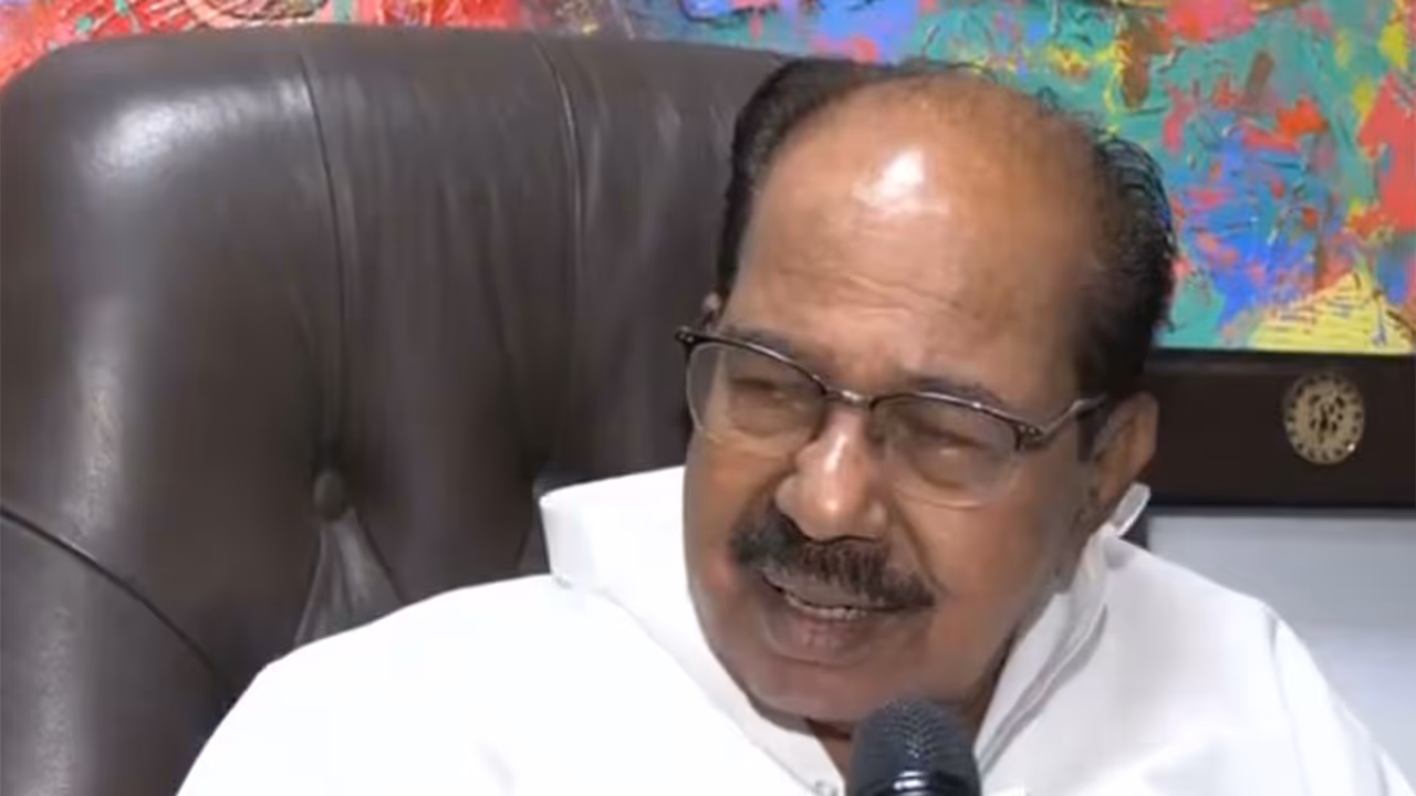 Senior Congress leader Veerappa Moily (Photo/ANI) Senior Congress leader Veerappa Moily (Photo/ANI)
