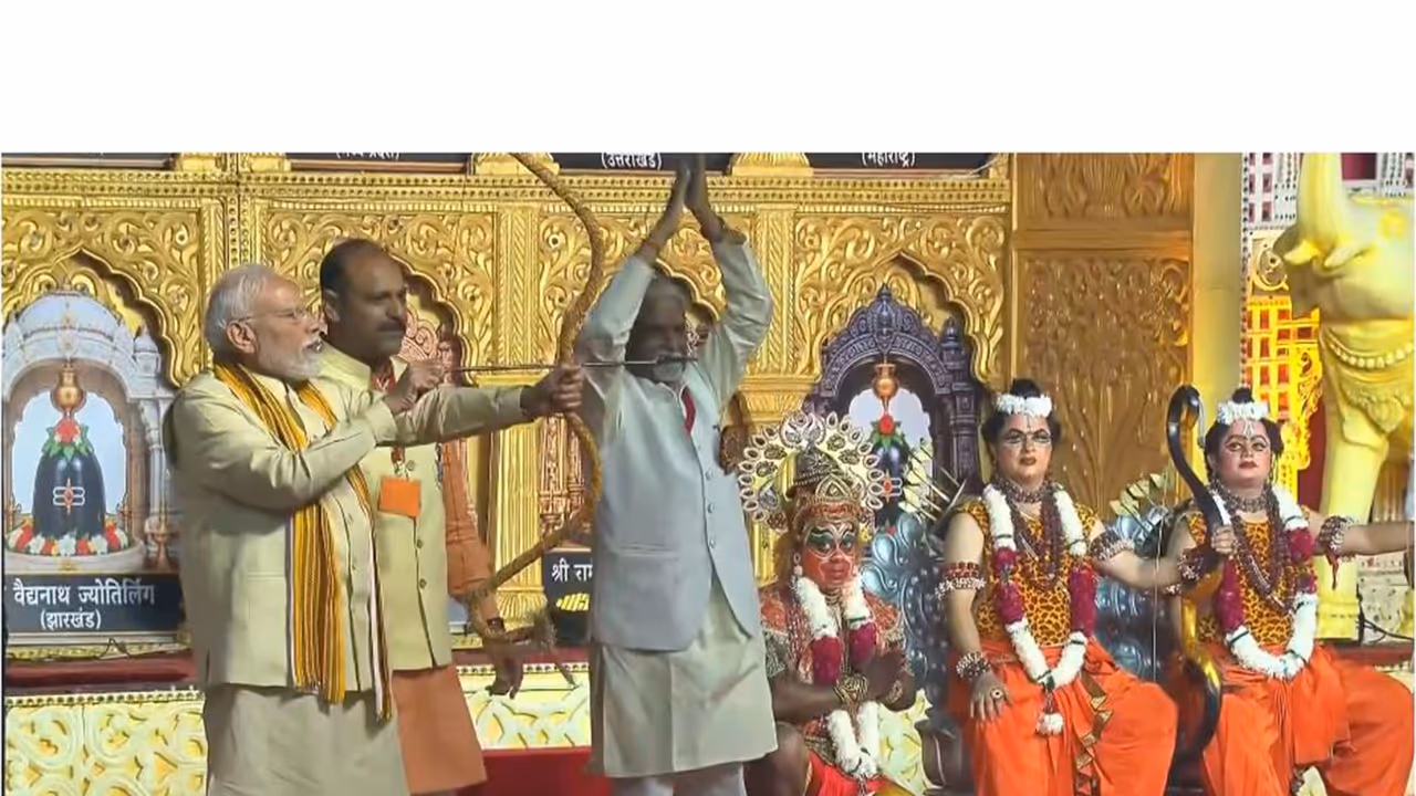PM Modi at Ravan Dahan ceremony (Photo/DD) PM Modi at Ravan Dahan ceremony (Photo/DD)