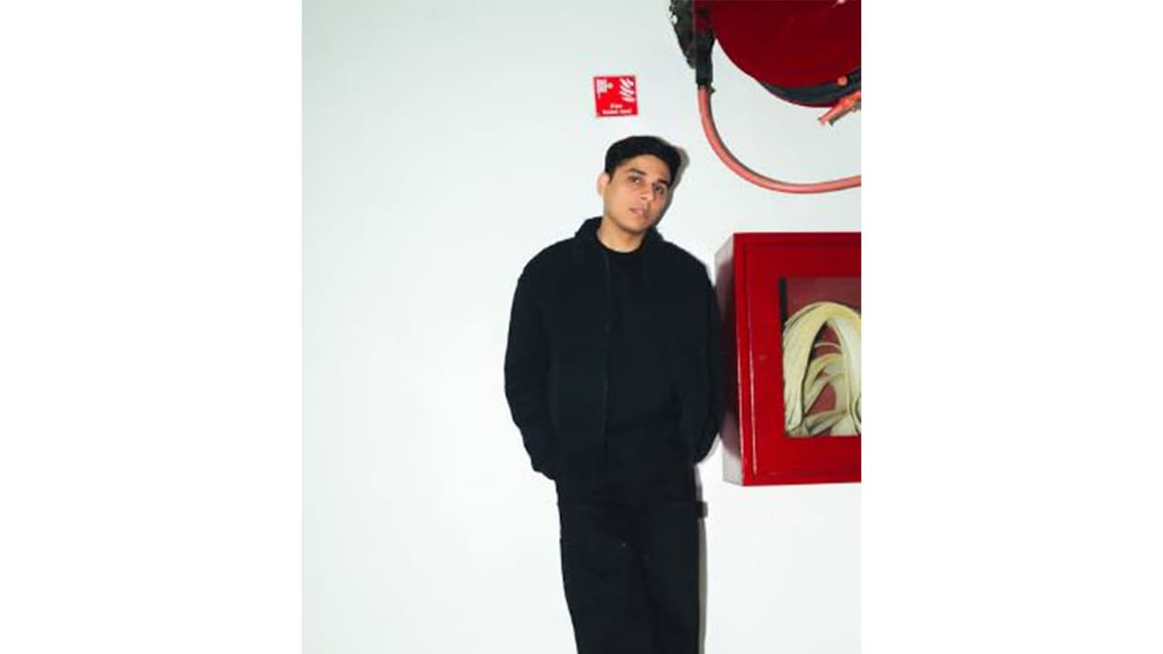 Singer Anuv Jain (Image source: Anuv's Instagram) Singer Anuv Jain (Image source: Anuv's Instagram)