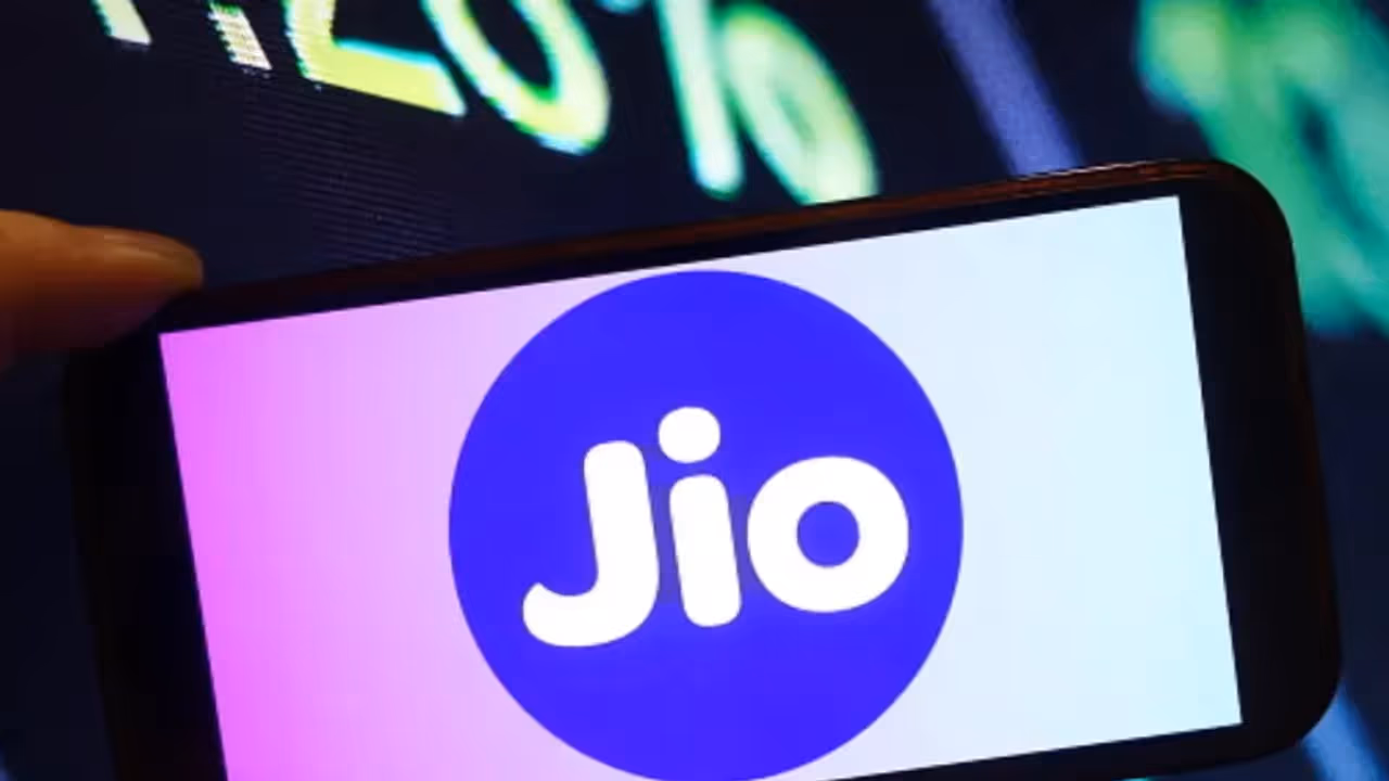 https://stocktwits.com/news articles/markets/equity/jio black rock expands india presence with four funds sebi r as see bullish setup/ch8h5D7R58q https://stocktwits.com/news articles/markets/equity/jio black rock expands india presence with four funds sebi r as see bullish setup/ch8h5D7R58q