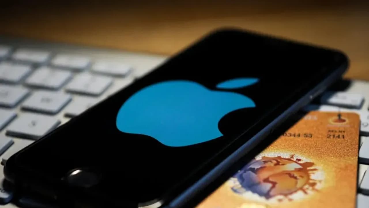 https://stocktwits.com/news articles/markets/equity/apple card shake up threatens this microcap payment processor business/chrXWzvRdTb https://stocktwits.com/news articles/markets/equity/apple card shake up threatens this microcap payment processor business/chrXWzvRdTb