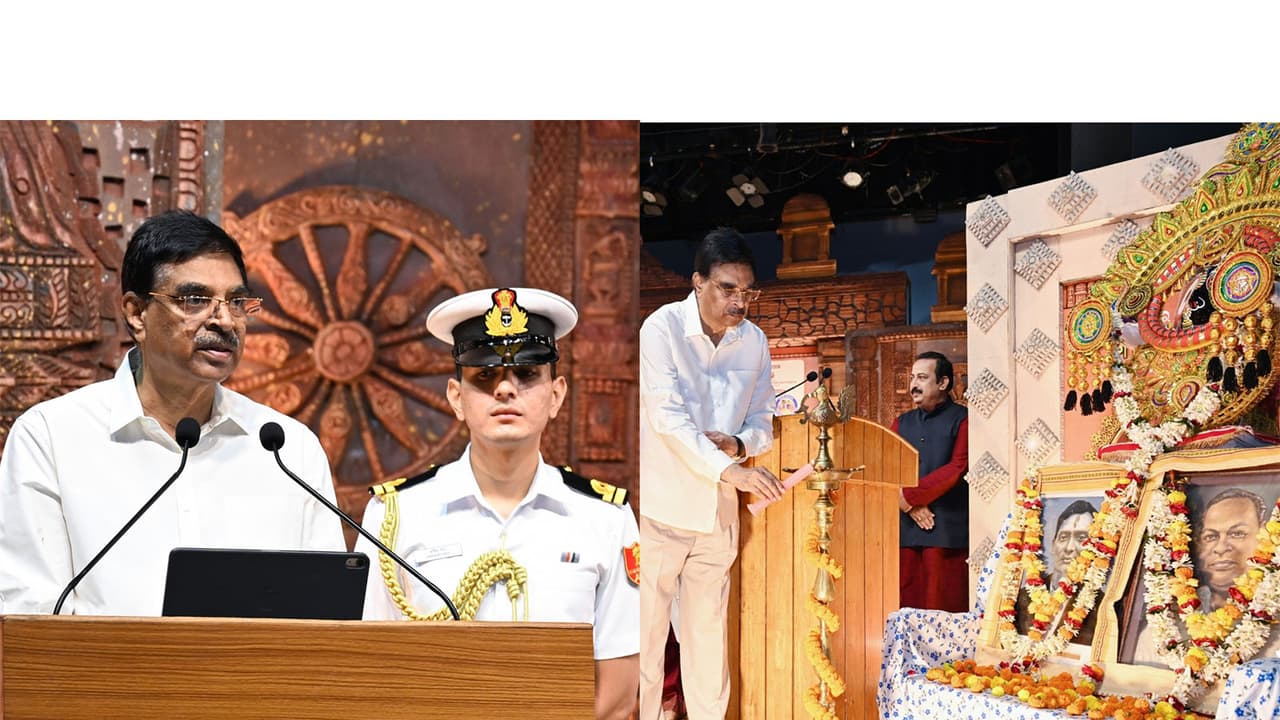 Odisha Governor Kambhampati Hari Babu honours Pandit Balakrushna Dash (Photo/X@DrHariBabuK) Odisha Governor Kambhampati Hari Babu honours Pandit Balakrushna Dash (Photo/X@DrHariBabuK)