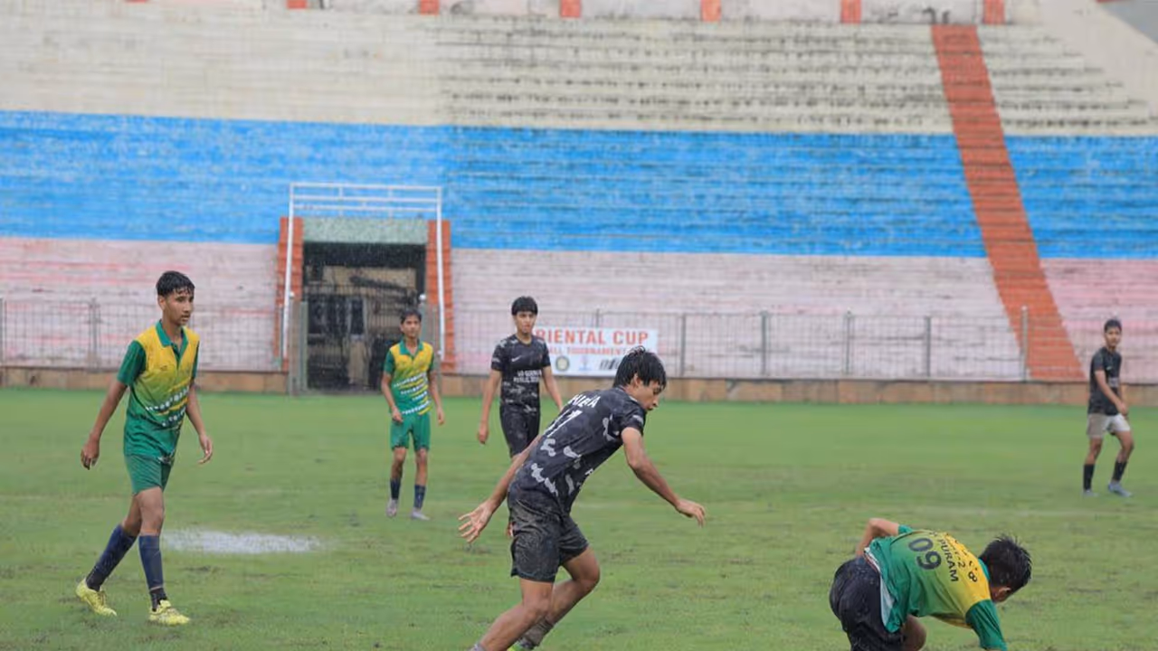 GD Goenka School and Kendriya Vidyalaya RK Puram players in action. (Photo: Oriental Cup) GD Goenka School and Kendriya Vidyalaya RK Puram players in action. (Photo: Oriental Cup)