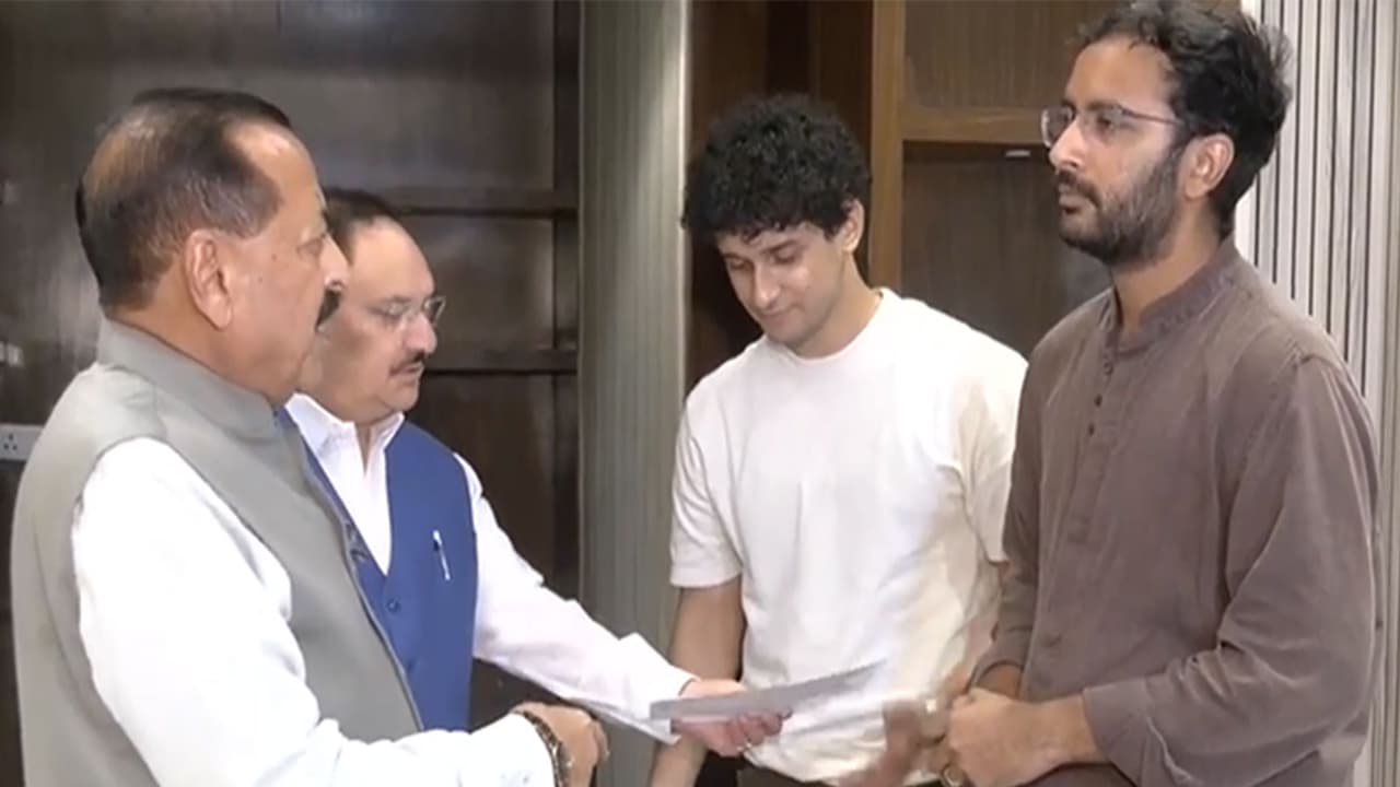 Union Ministers JP Nadda and Jitendra Singh during a meeting with CJP Chief Spokesperson Saurav Das and National Spokesperson Ashutosh Ranka (Photo/ANI) Union Ministers JP Nadda and Jitendra Singh during a meeting with CJP Chief Spokesperson Saurav Das and National Spokesperson Ashutosh Ranka (Photo/ANI)