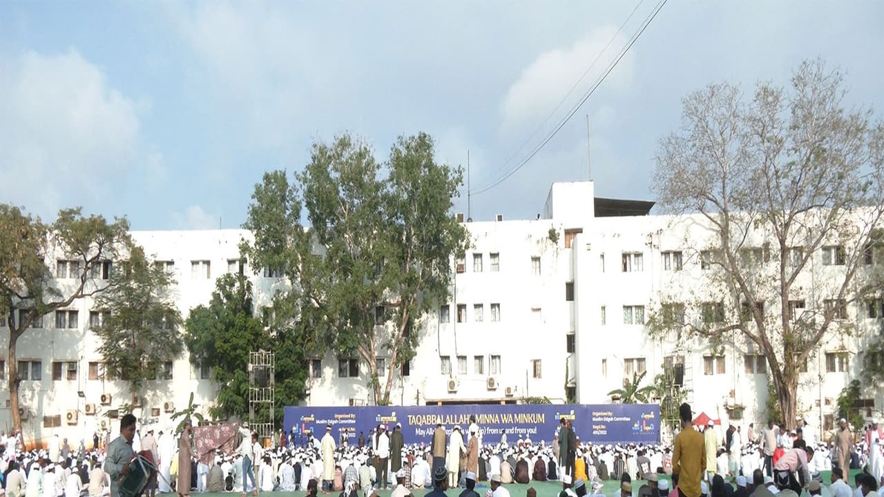 People gather to celebrate Eid ul Fitr (Photo/ANI) People gather to celebrate Eid ul Fitr (Photo/ANI)