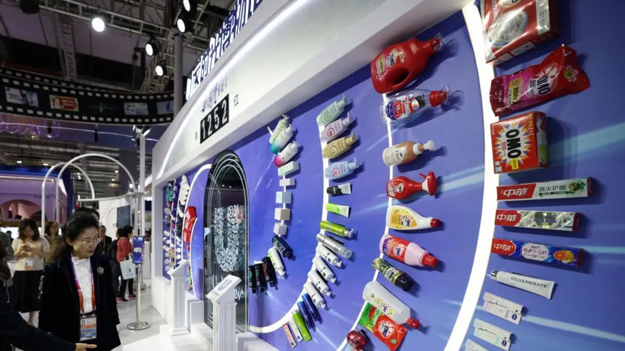 Unilever CEO Steps Down, Sends Retail Sentiment Into Wait And See Mode Unilever CEO Steps Down, Sends Retail Sentiment Into Wait And See Mode