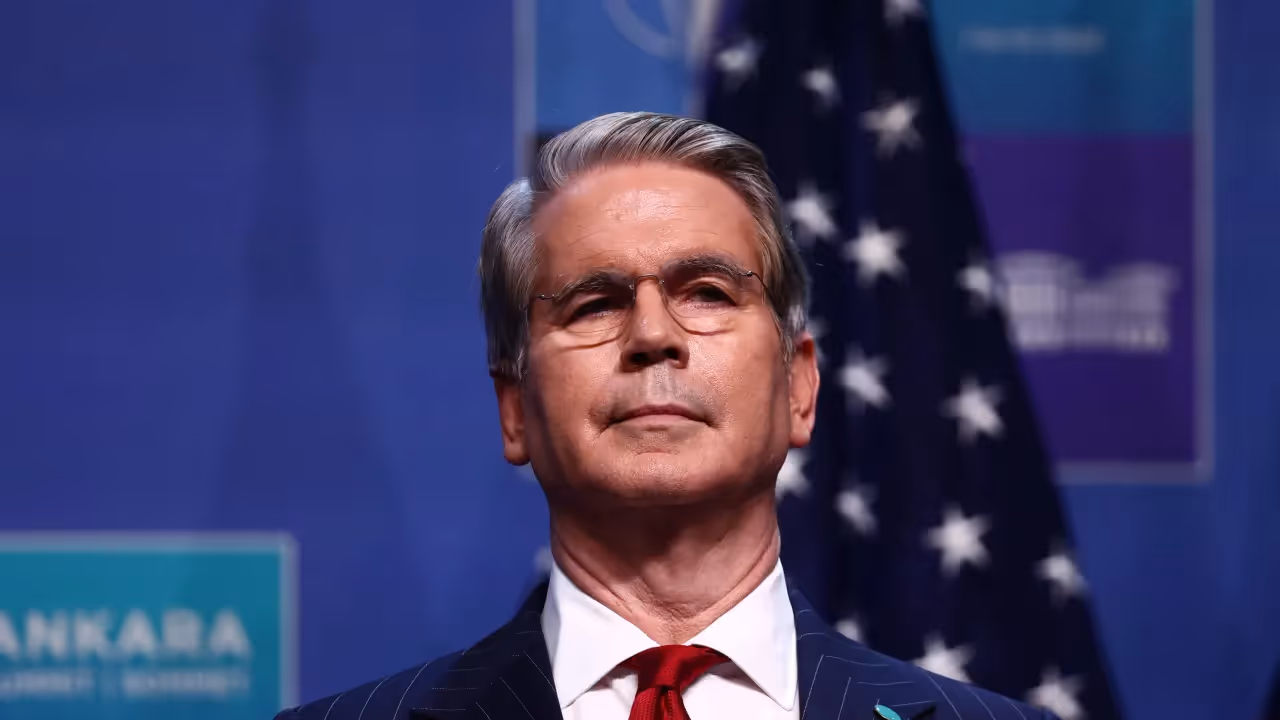 https://stocktwits.com/news articles/markets/equity/bessent supports trump s 5 000 payouts to american adults/cZtnKxBRBcq https://stocktwits.com/news articles/markets/equity/bessent supports trump s 5 000 payouts to american adults/cZtnKxBRBcq