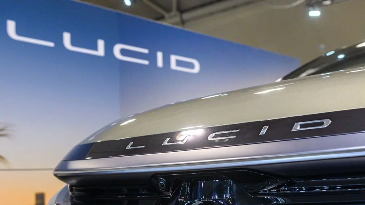Lucid Stock Is Gaining Steam, And Retail Traders Are Loving It: Analyst Sees 'Emerging AI Bull Case' 