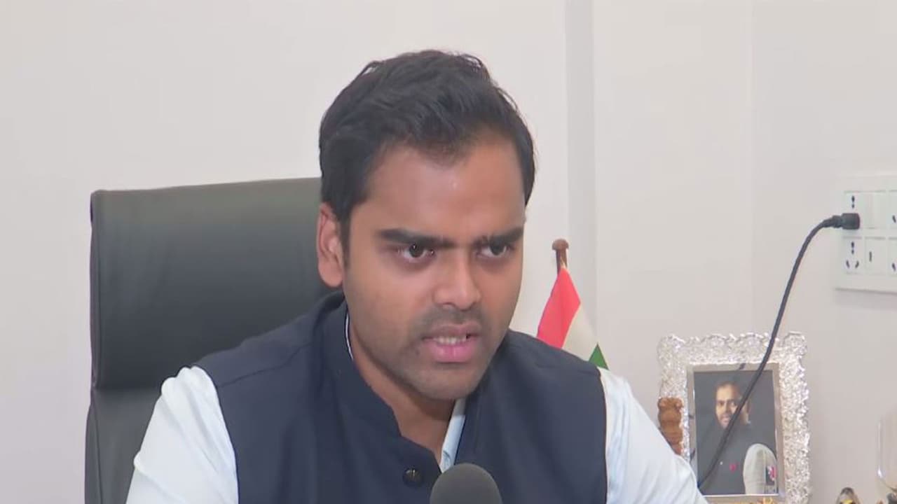 Samajwadi Party MP Pushpendra Saroj (Photo/ANI) Samajwadi Party MP Pushpendra Saroj (Photo/ANI)