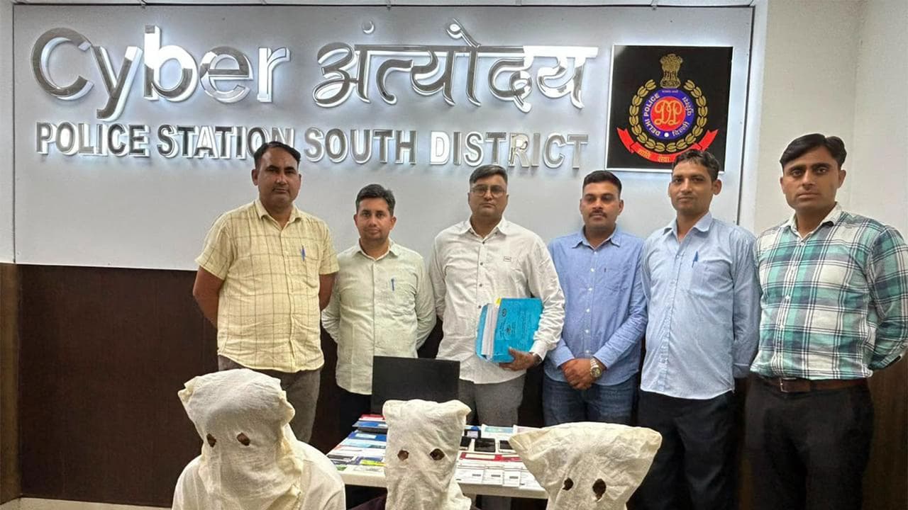 Delhi Police busts cyber crime racket (Photo/Delhi Police) Delhi Police busts cyber crime racket (Photo/Delhi Police)