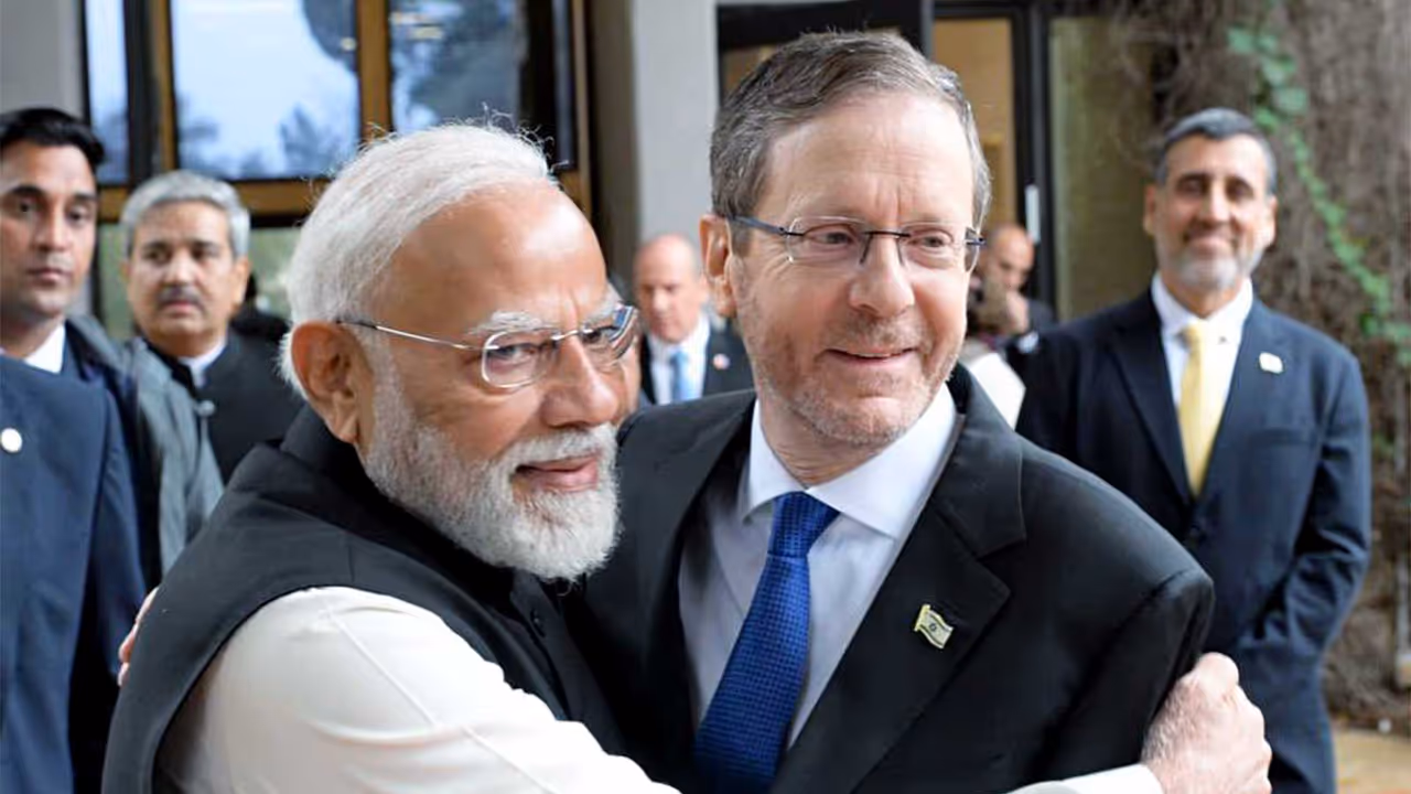 Prime Minister Narendra Modi and Israeli President Isaac Herzog (File Photo/ANI) Prime Minister Narendra Modi and Israeli President Isaac Herzog (File Photo/ANI)
