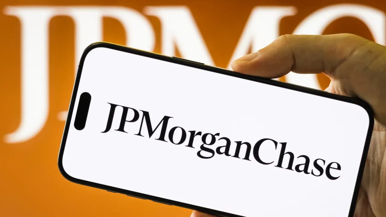 https://stocktwits.com/news articles/markets/equity/jp morgan stock slides as bank warns of 105 b expenses in 2026 and low teens markets growth for q4/cLIsIZtRENl https://stocktwits.com/news articles/markets/equity/jp morgan stock slides as bank warns of 105 b expenses in 2026 and low teens markets growth for q4/cLIsIZtRENl