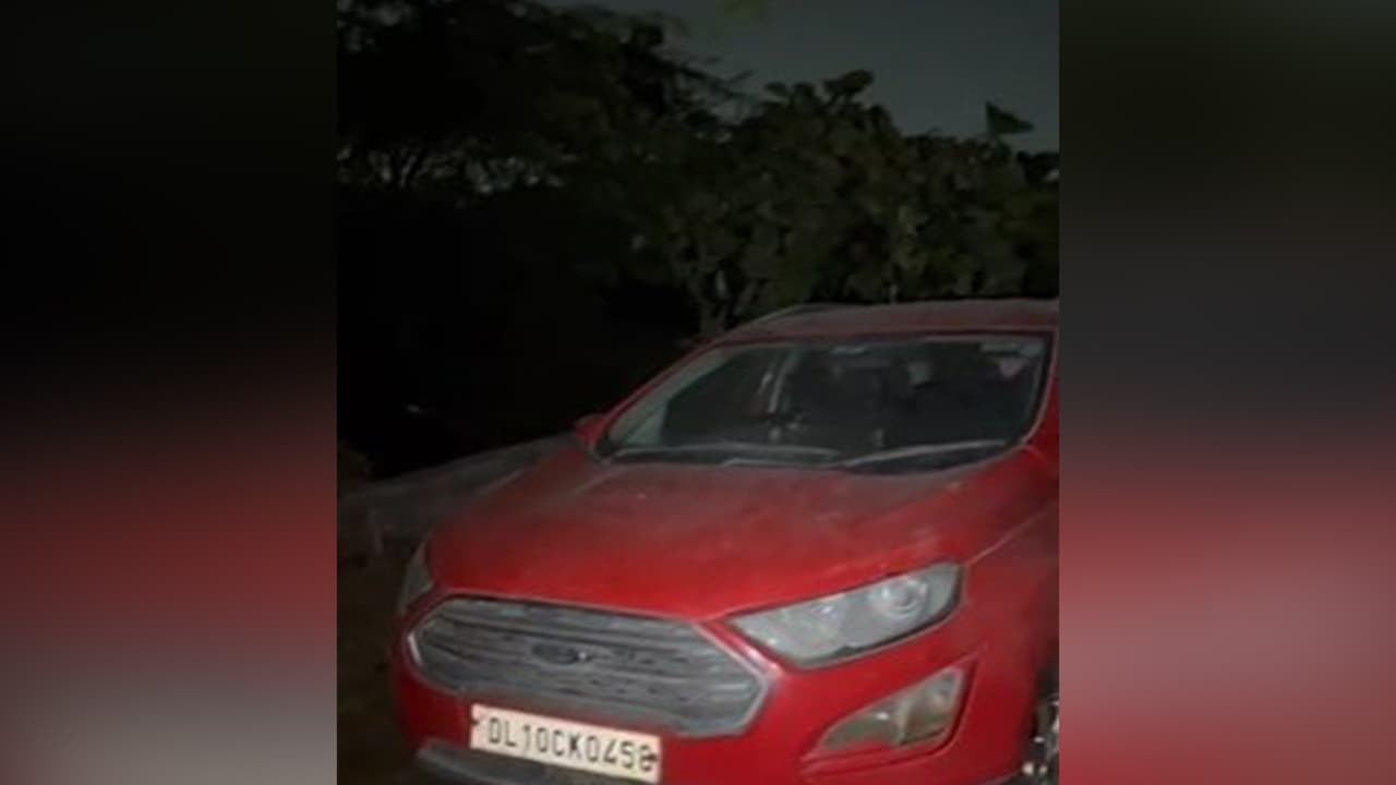 Visuals of the car linked to prime suspect in the Delhi blast case (File Photo/ANI) Visuals of the car linked to prime suspect in the Delhi blast case (File Photo/ANI)