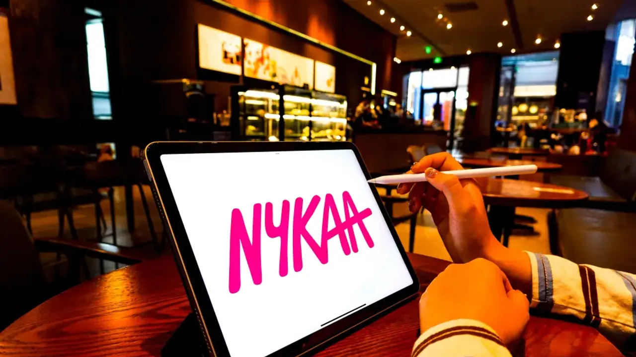https://stocktwits.com/news-articles/markets/equity/nykaa-eyes-237-breakout-sebi-ra-rohit-mehta-sees-it-as-a-standout-performer-in-2025/chkzVxgRbxx