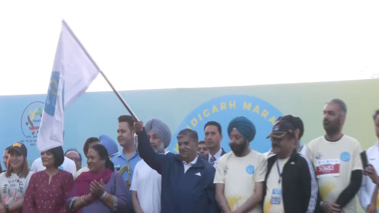 Punjab Governor flags off 1st Chandigarh International Marathon (Photo: ANI) Punjab Governor flags off 1st Chandigarh International Marathon (Photo: ANI)