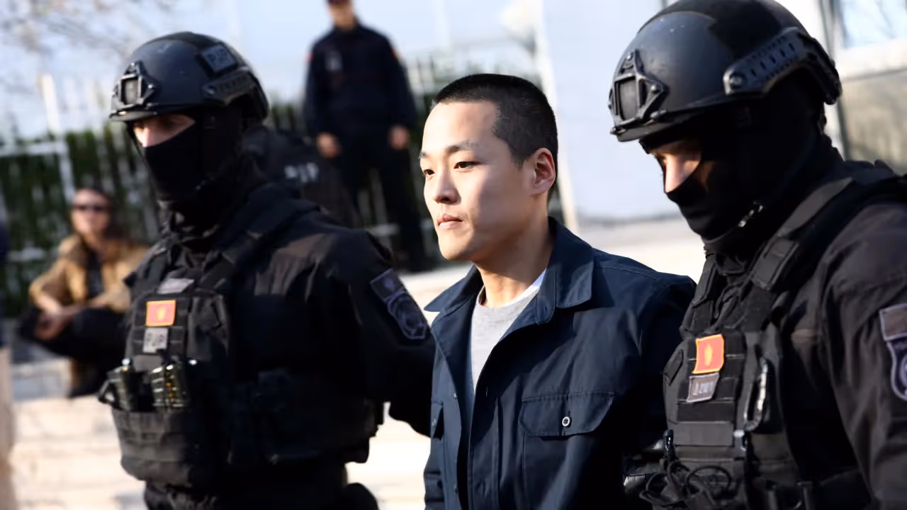 https://stocktwits.com/news articles/markets/cryptocurrency/do kwon handed 15 year prison term over terra usd fraud that fueled 2022 s crypto meltdown/cLIxqv9REFE https://stocktwits.com/news articles/markets/cryptocurrency/do kwon handed 15 year prison term over terra usd fraud that fueled 2022 s crypto meltdown/cLIxqv9REFE