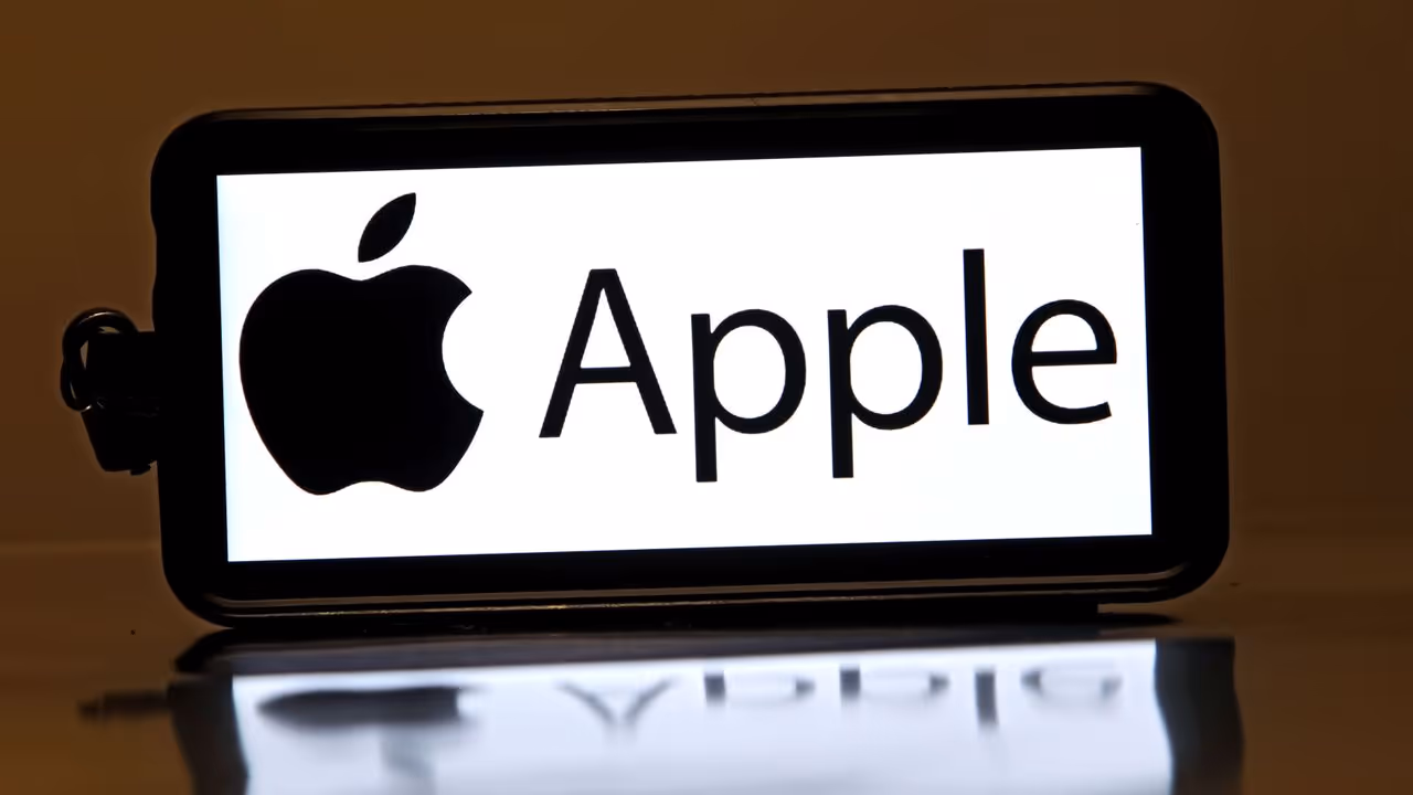 https://stocktwits.com/news articles/markets/equity/apple taps american airlines veteran for a crucial role as it reportedly navigates trump era policy challenges aapl stock slips/cZo8QLORJW8 https://stocktwits.com/news articles/markets/equity/apple taps american airlines veteran for a crucial role as it reportedly navigates trump era policy challenges aapl stock slips/cZo8QLORJW8