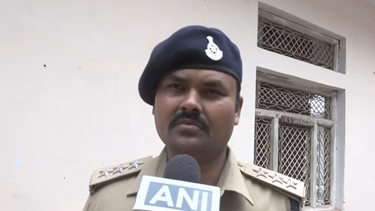Gwalior CSP Sandeep Bangre (Photo/ANI) Gwalior CSP Sandeep Bangre (Photo/ANI)