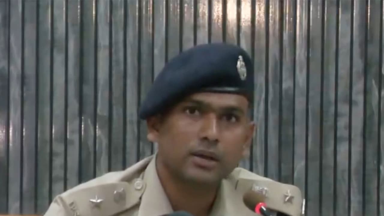 SP Imphal East Shivanand Surve (Photo/ANI) SP Imphal East Shivanand Surve (Photo/ANI)
