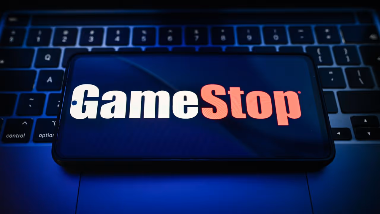 https://stocktwits.com/news articles/markets/equity/gme stock heads for third week of gains retail says game stop is primed and ready as jim cramer turns bullish/cZtulEKRB34 https://stocktwits.com/news articles/markets/equity/gme stock heads for third week of gains retail says game stop is primed and ready as jim cramer turns bullish/cZtulEKRB34