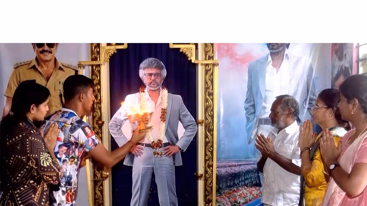 Rajinikanth's fan offers special prayers (Photo/ANI) Rajinikanth's fan offers special prayers (Photo/ANI)