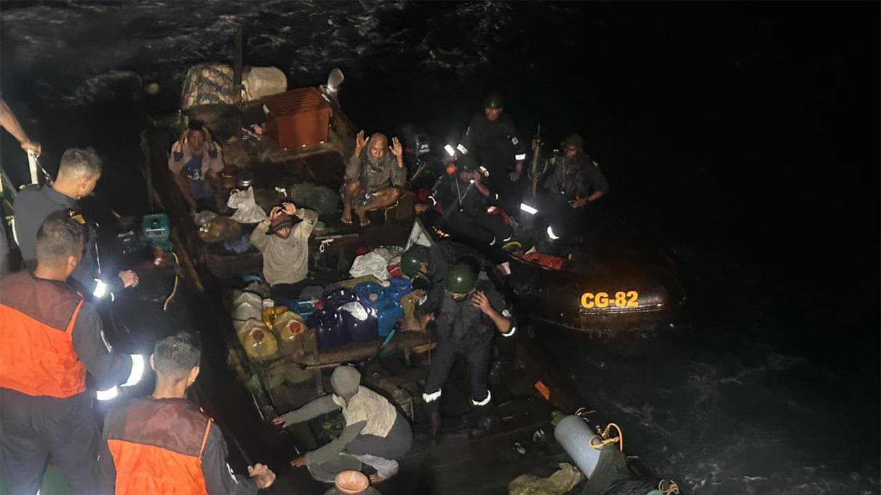 ANC arrests 9 poachers in Northern Andaman Sea (Photo/x/@AN_Command) ANC arrests 9 poachers in Northern Andaman Sea (Photo/x/@AN_Command)