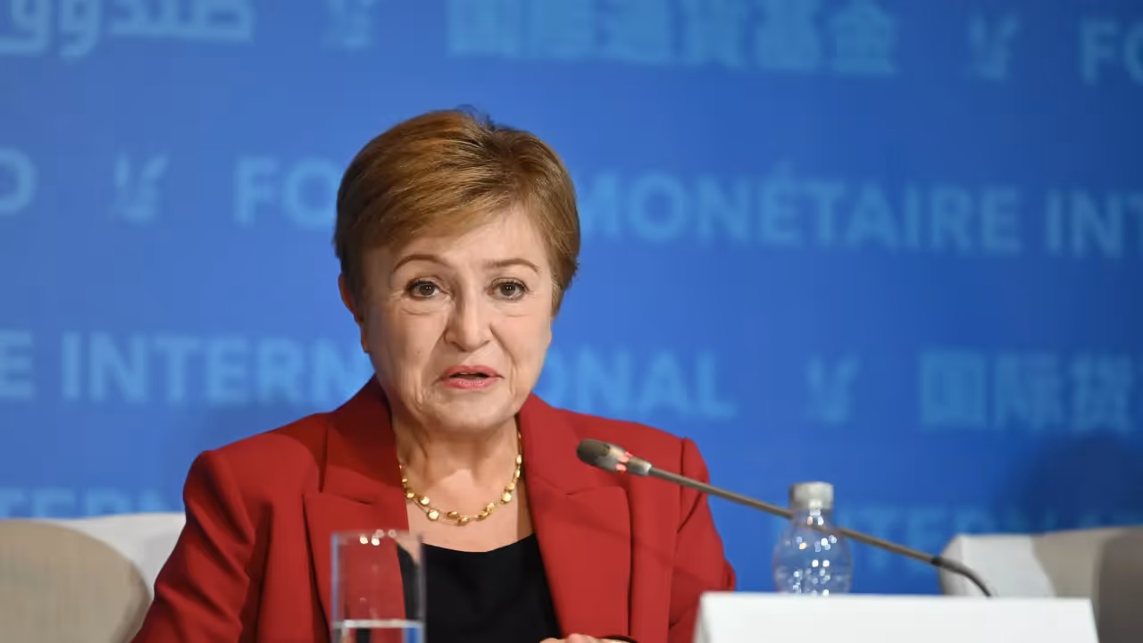 https://stocktwits.com/news articles/markets/equity/imf chief georgieva says bessent s growth first strategy needs fiscal action as us debt tops 40 trillion/cZxfmxqRBpA https://stocktwits.com/news articles/markets/equity/imf chief georgieva says bessent s growth first strategy needs fiscal action as us debt tops 40 trillion/cZxfmxqRBpA