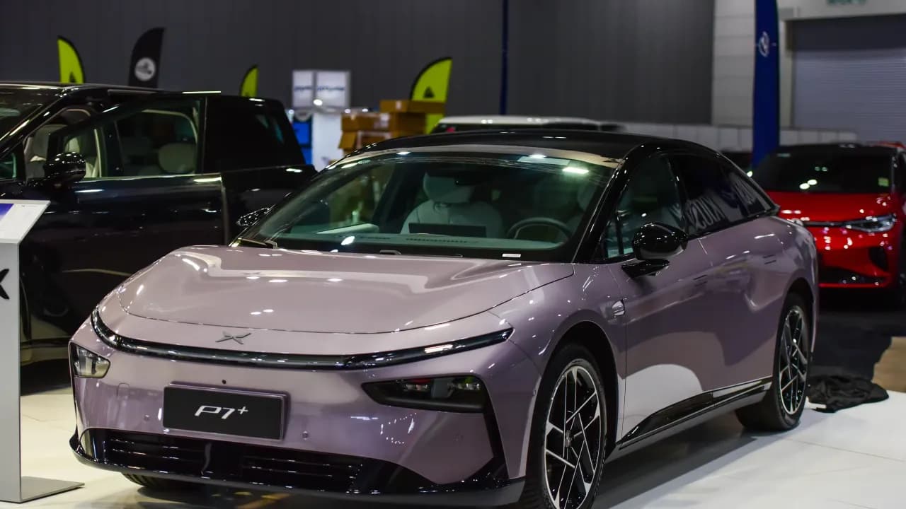 https://stocktwits.com/news articles/markets/equity/xpeng s upcoming p7 launch sparks retail frenzy chinese ev maker targets 40 000 monthly deliveries/chssJ3bRdKo https://stocktwits.com/news articles/markets/equity/xpeng s upcoming p7 launch sparks retail frenzy chinese ev maker targets 40 000 monthly deliveries/chssJ3bRdKo