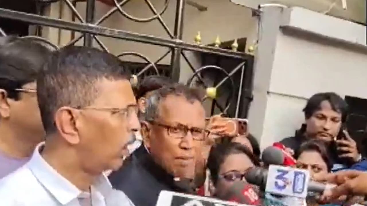 A visual outside Abhishek Banerjee's residence in Kolkata (Photo/ANI) A visual outside Abhishek Banerjee's residence in Kolkata (Photo/ANI)