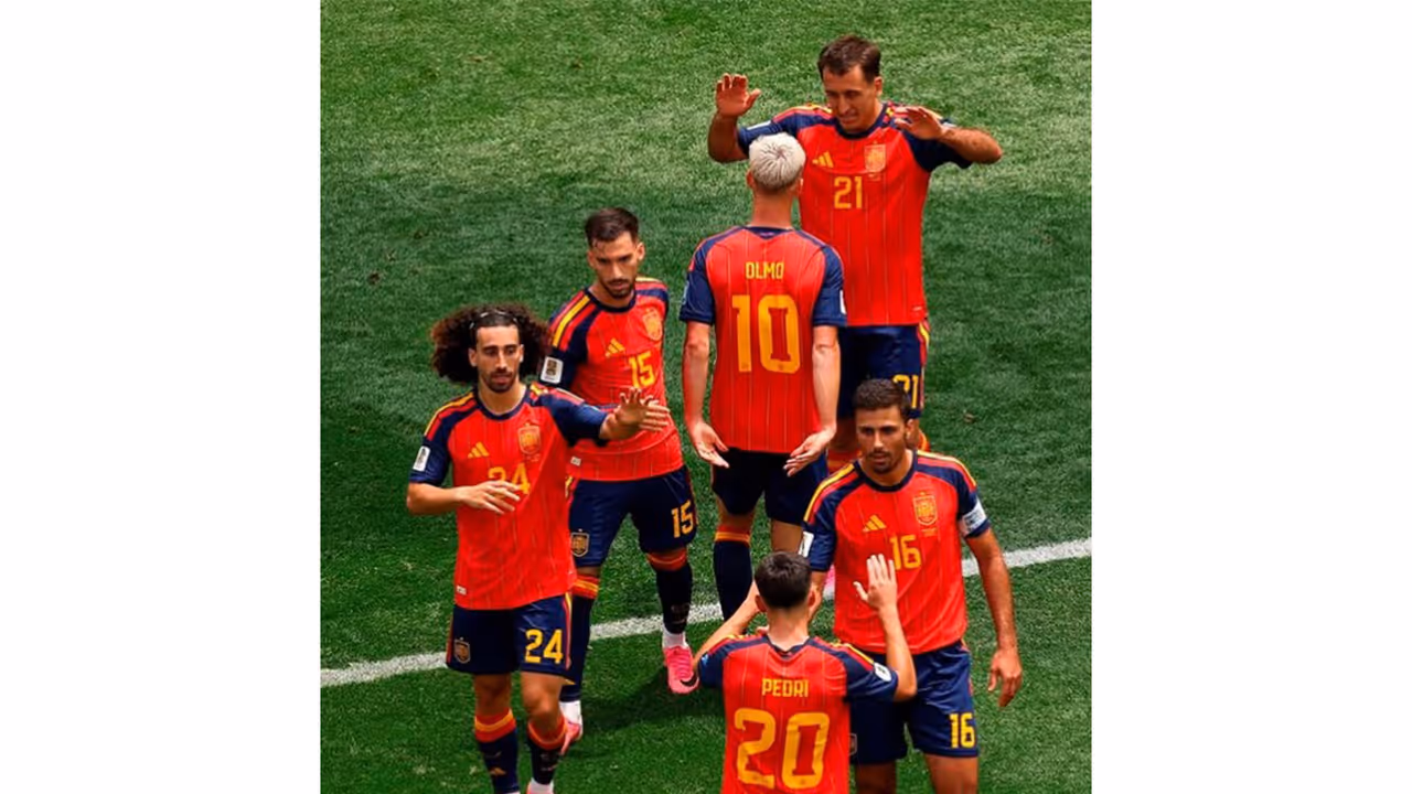 Spain team (Photo: @daniolmo Instagram) Spain team (Photo: @daniolmo Instagram)