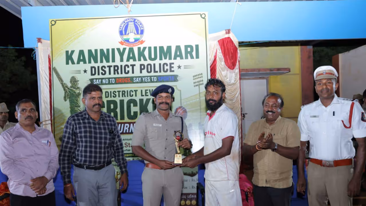 Kanniyakumari District Police Public Relationship Champions Trophy winner. (Photo/ X @kumari_police) Kanniyakumari District Police Public Relationship Champions Trophy winner. (Photo/ X @kumari_police)
