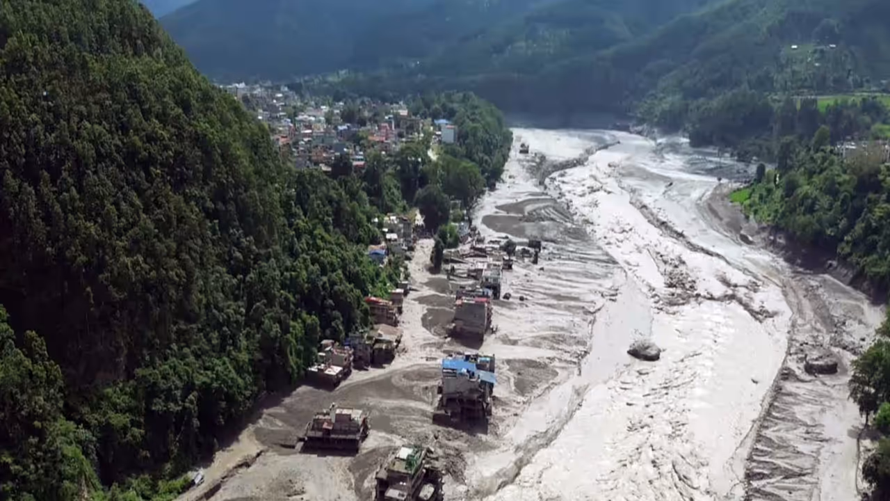 Fash flood in Nepal (Photo/ANI) Fash flood in Nepal (Photo/ANI)