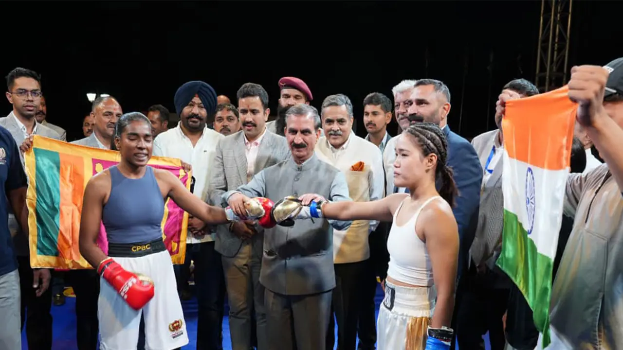 Himachal Pradesh Chief Minister Thakur Sukhvinder Singh Sukhu with participating boxers (Photo: Himachal Pradesh CMO) Himachal Pradesh Chief Minister Thakur Sukhvinder Singh Sukhu with participating boxers (Photo: Himachal Pradesh CMO)
