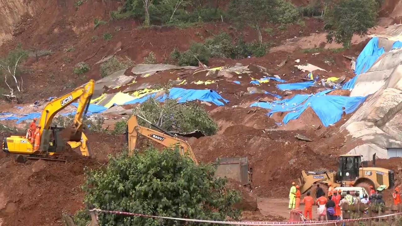 Visuals from Wayanad Landslide site (Photo/ANI) Visuals from Wayanad Landslide site (Photo/ANI)